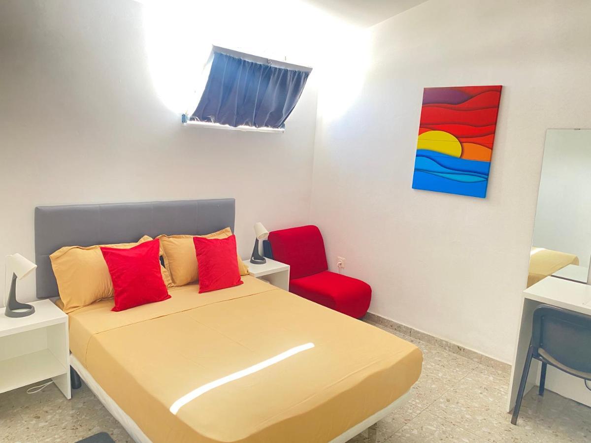 Rooms- 4 Plateau